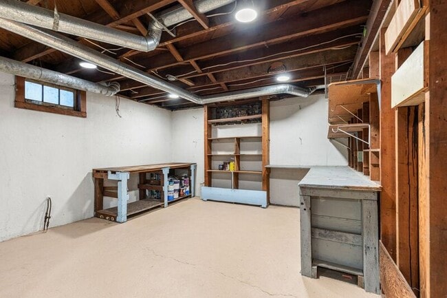 Building Photo - 8606 N Seward Ave