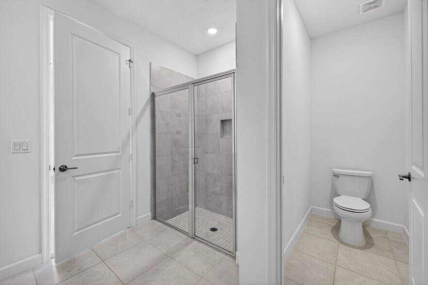 Building Photo - 13275 NW Copper Creek Dr