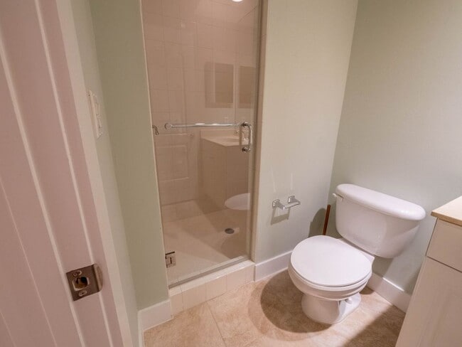 Building Photo - 2110 W 1st