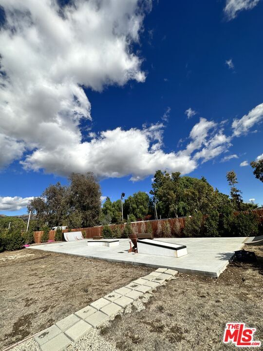 Building Photo - 10850 Remmet Ave