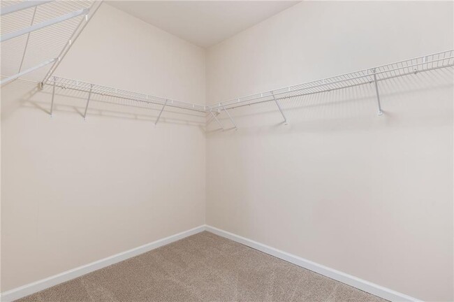 Building Photo - 3275 Lenox Rd NE