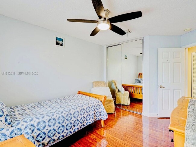 Building Photo - 4910 SW 163rd Ave