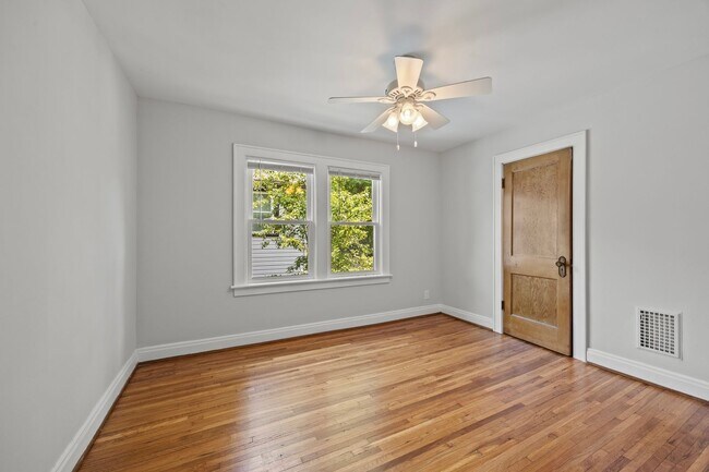 Building Photo - 291-293 Olentangy Street