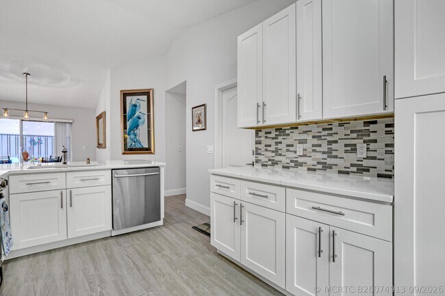 Building Photo - 24 Admirals Ct