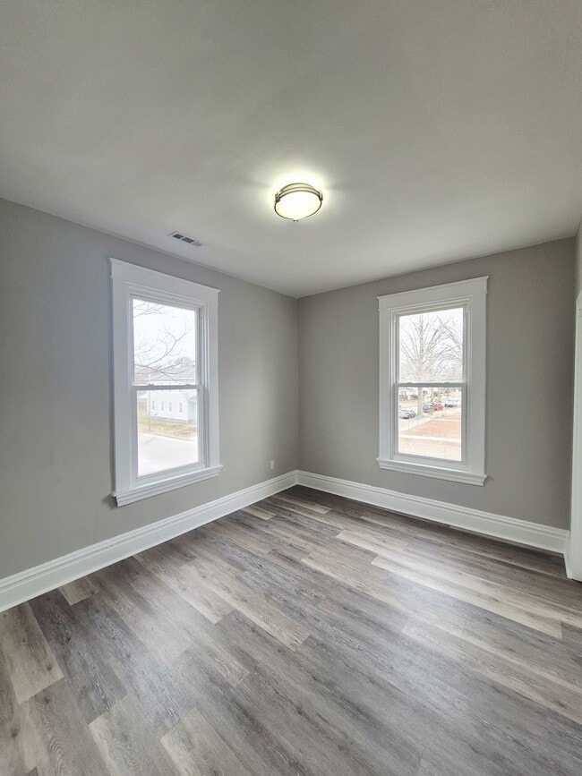 Building Photo - 3325 Florida Ave