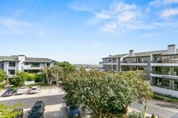 Building Photo - Ocean and Newport Harbor Views