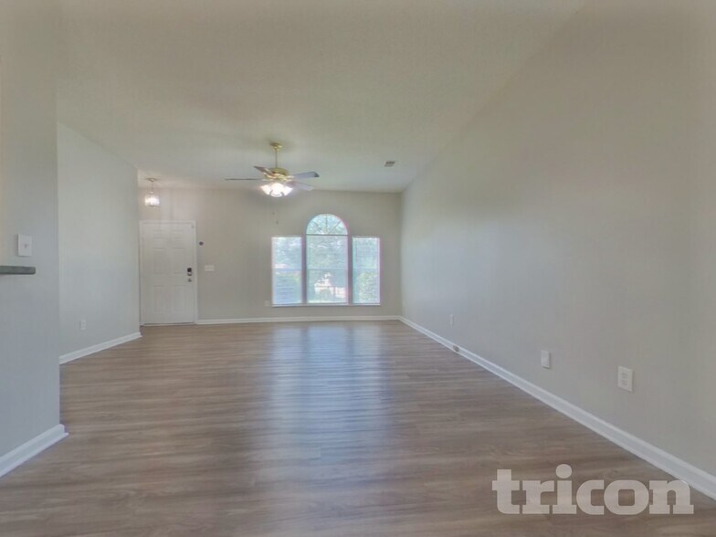 Building Photo - 309 Tendrill Ct