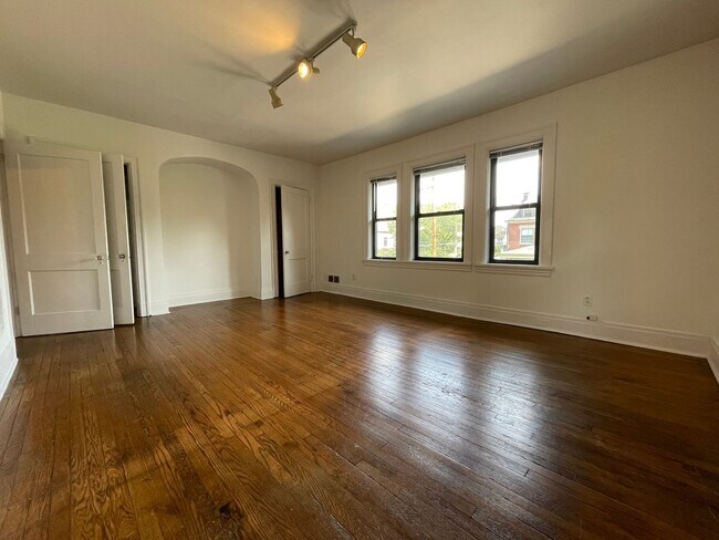 Building Photo - 125 N Homewood Ave