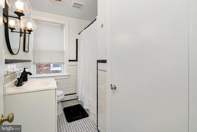 Building Photo - 226 Carroll Pkwy