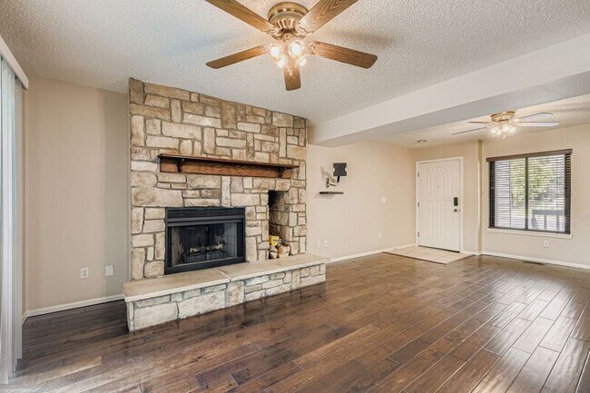 Building Photo - 953 Moorings Dr