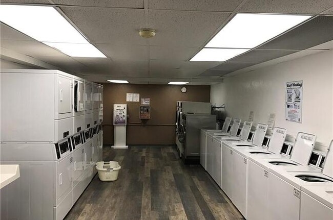 Laundry room - 11720 Edgewater Dr