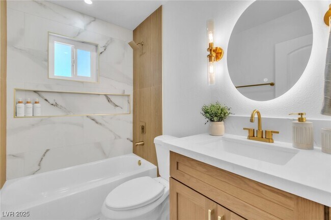 Building Photo - 3485 Shamrock Ave