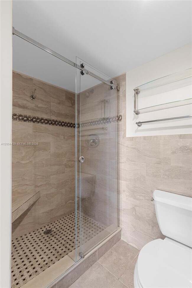 Building Photo - 1524 Whitehall Dr