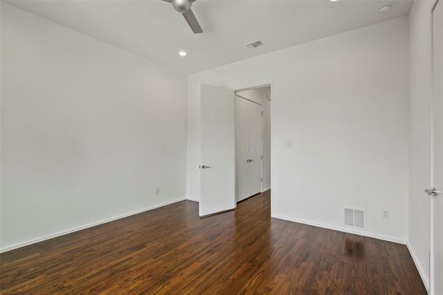 Building Photo - 6250 Oram St