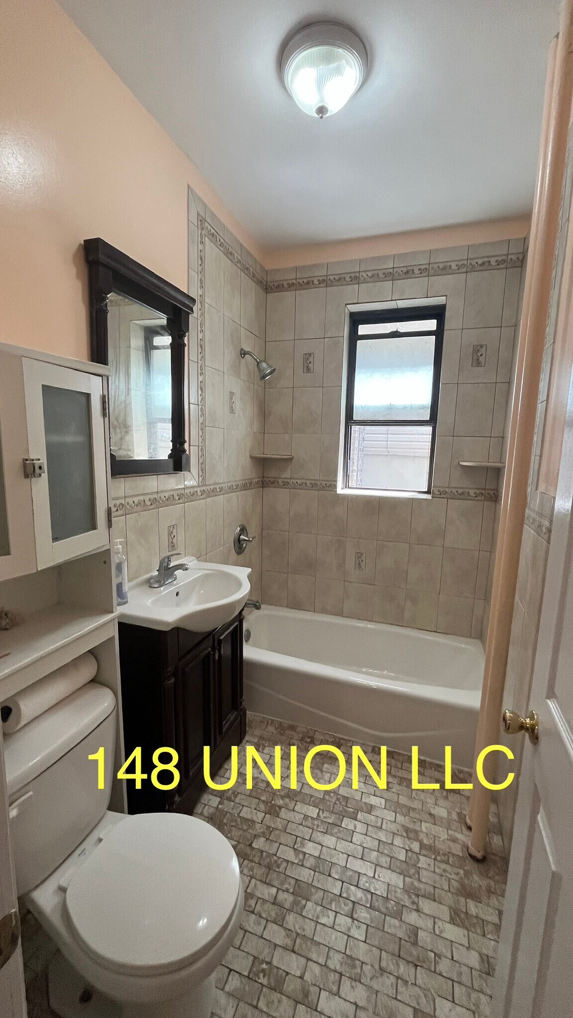 Building Photo - 148 37th St