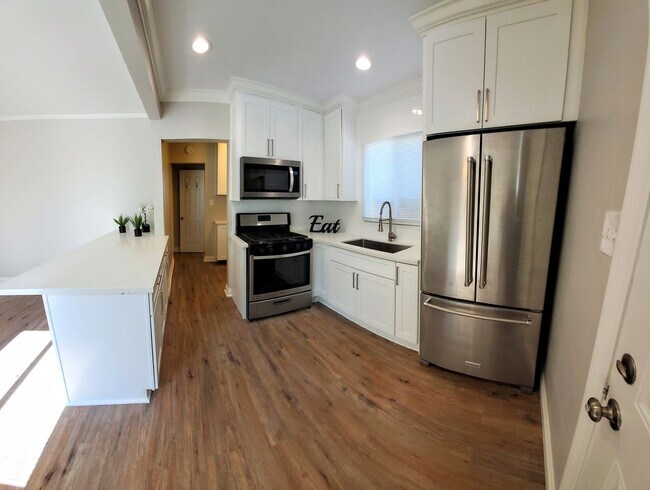 Building Photo - 4443-45 50th