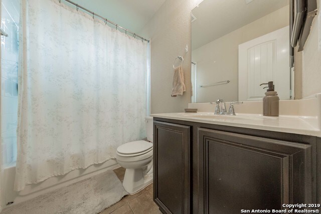 Building Photo - 751 Guna Dr