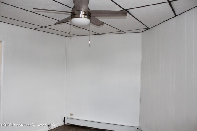 Building Photo - 61 Fallbrook St