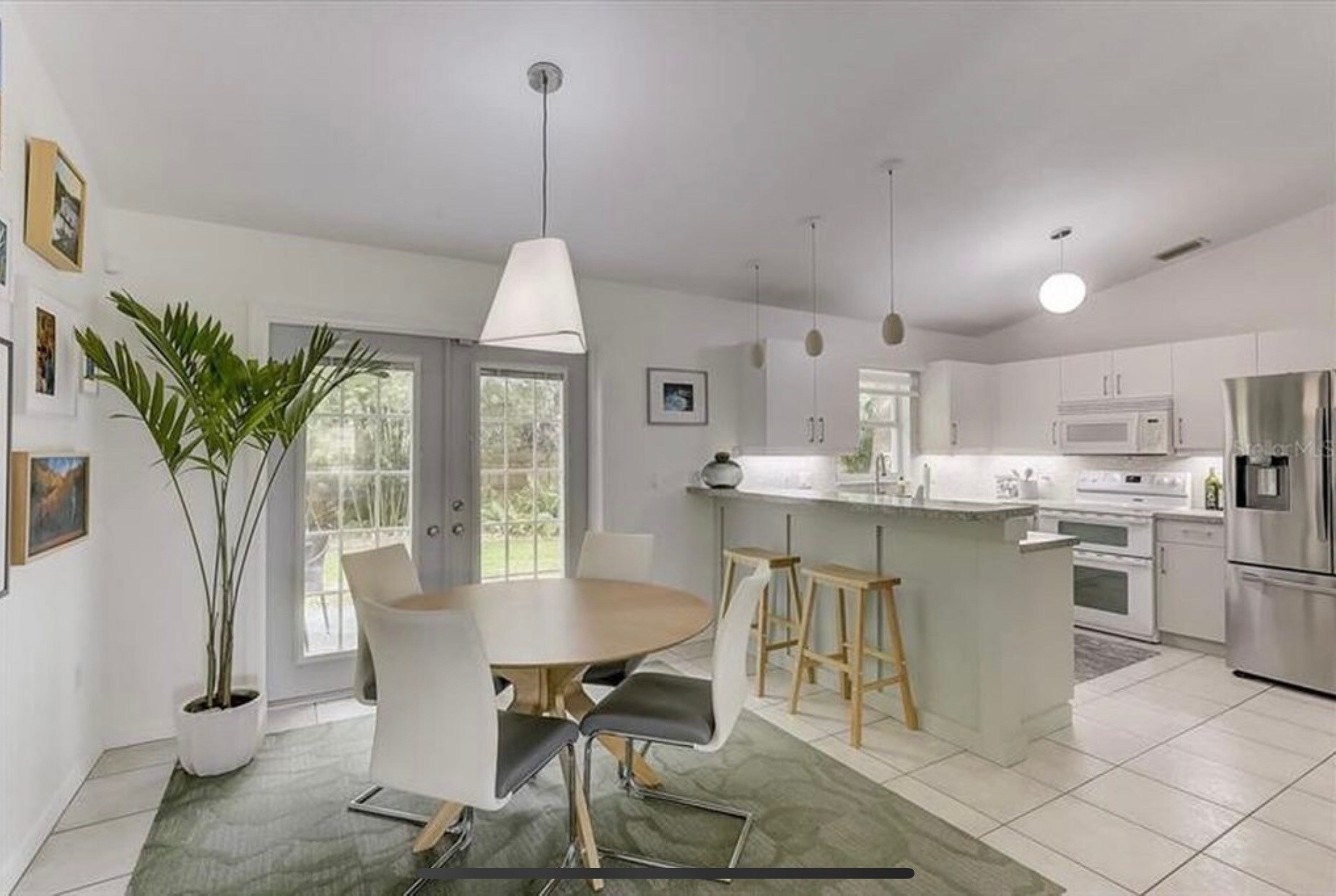 Building Photo - 4217 Malden Dr