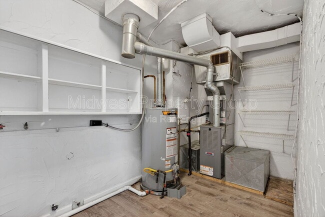 Building Photo - 1157 Redman Blvd