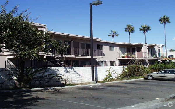 Primary Photo - Elan Pacific Palms