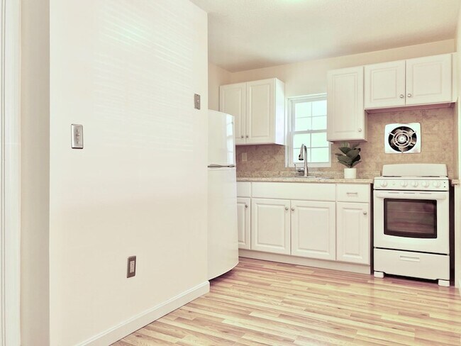Building Photo - 90C Washington Park Drive Unit 10