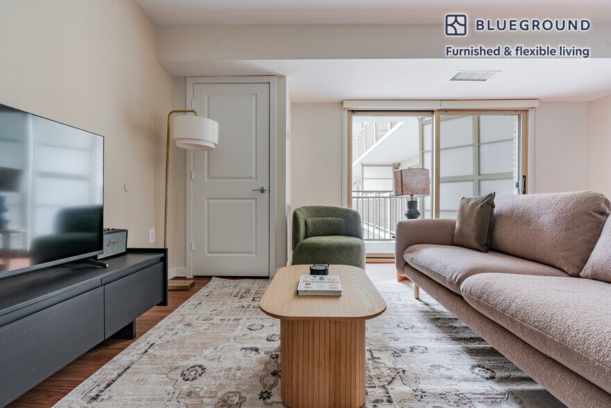 Building Photo - 4001 9th St N