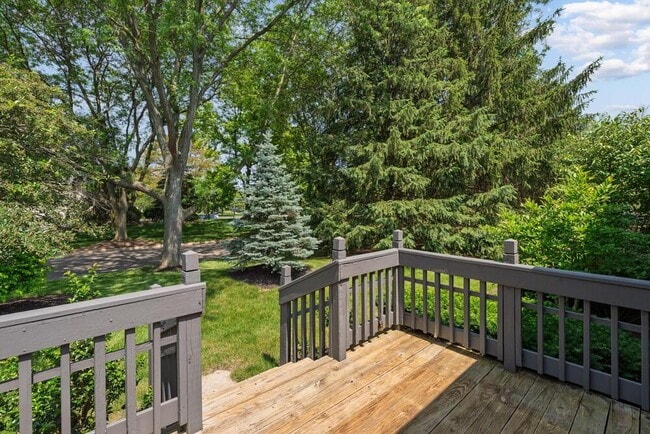 Building Photo - 6251 Tara Hill Dr