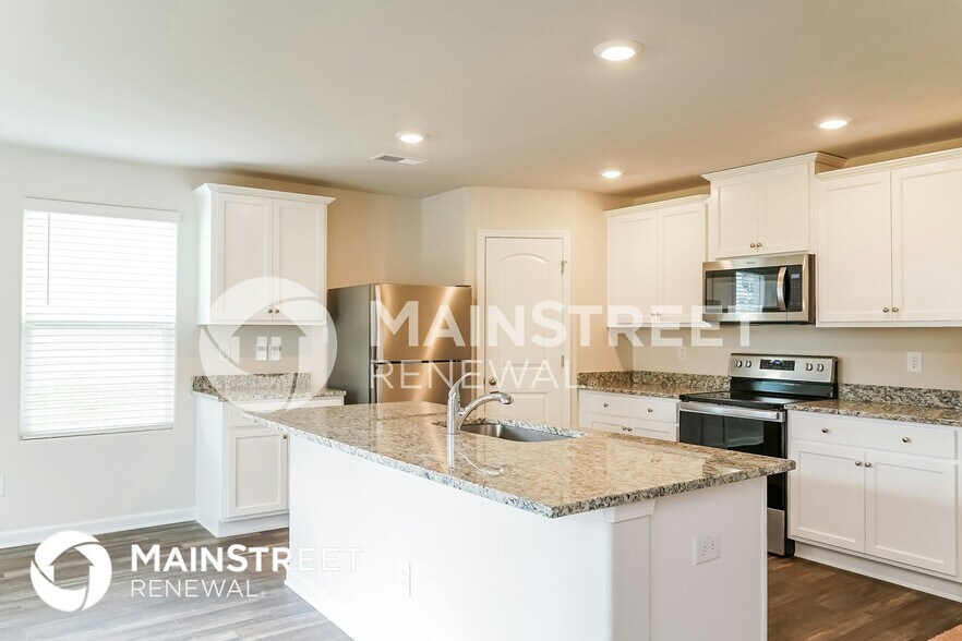 Building Photo - 724 Cider Ml Wy