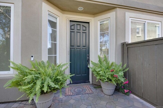 Building Photo - 7479 Mermaid Ln