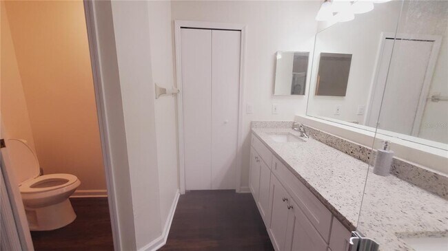 Building Photo - 2308 Lily Pad Ln