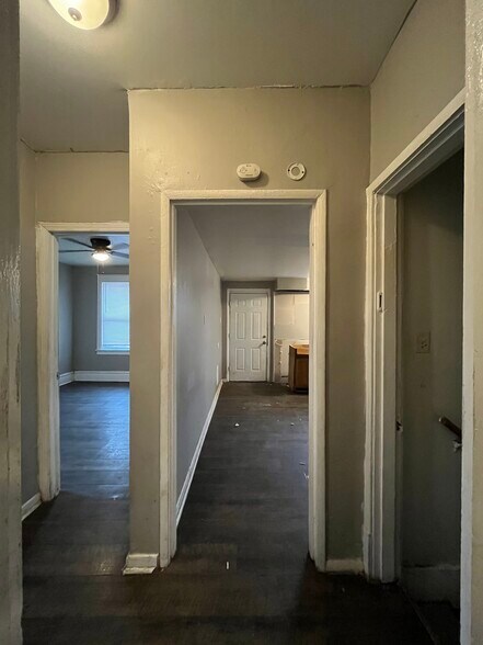 Building Photo - 5109 Cote Brilliante Ave