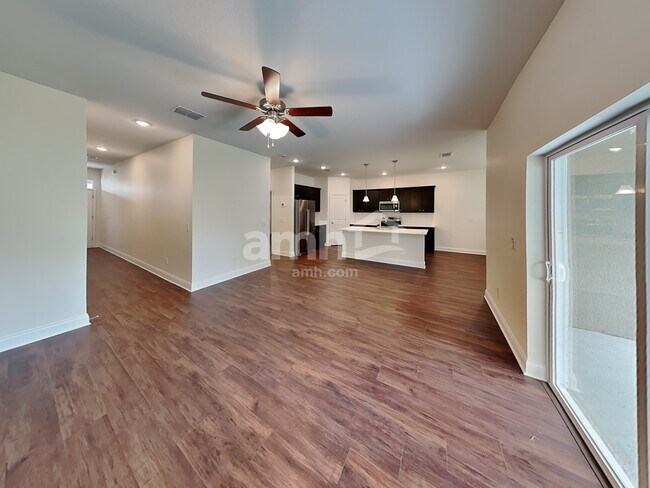 Building Photo - 6202 Little Blf Cir