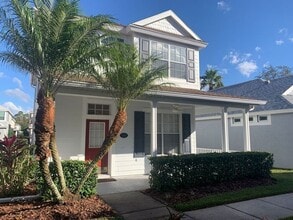 Building Photo - WESTCHASE - THE VINEYARDS