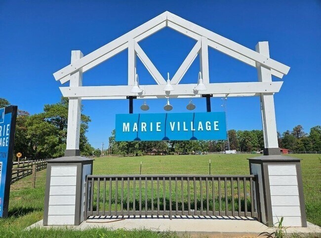 Building Photo - 16478 Valerie Marie Pl
