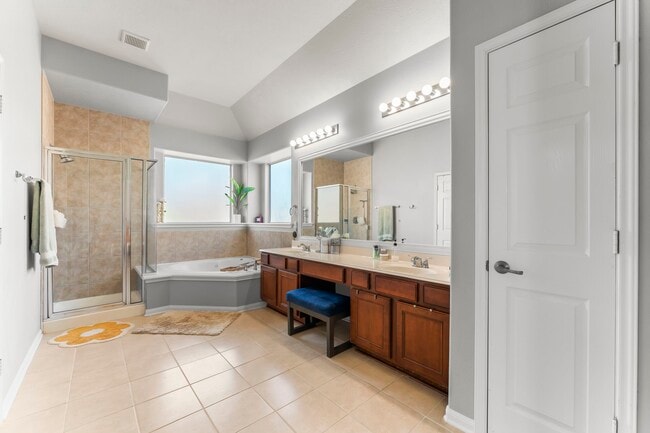 Building Photo - 6515 Pine Arrow Ct