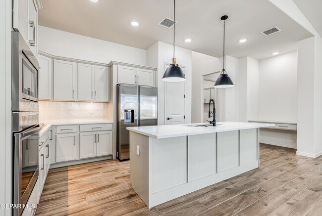 Building Photo - 3821 Aspire Pl
