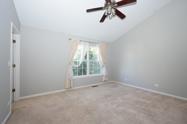 Building Photo - 2305 Hudson Cir