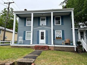 Building Photo - Unit for rent off of Griffin Avenue! Available 7/15/2026