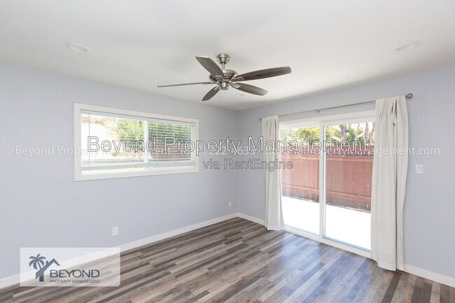 Building Photo - 5313 Vickie Dr