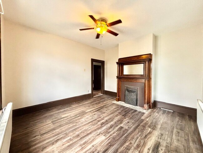 Building Photo - 3 bedroom/ 1.5 Bath Home for rent MAnor, PA 15665
