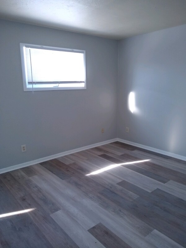 Building Photo - 4438 N 61st St