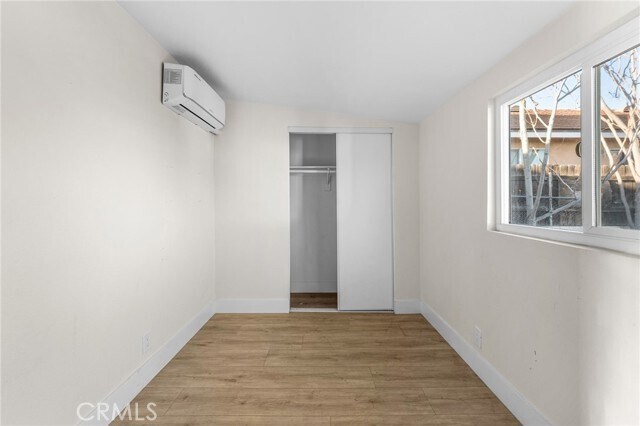 Building Photo - 906 N Allen St