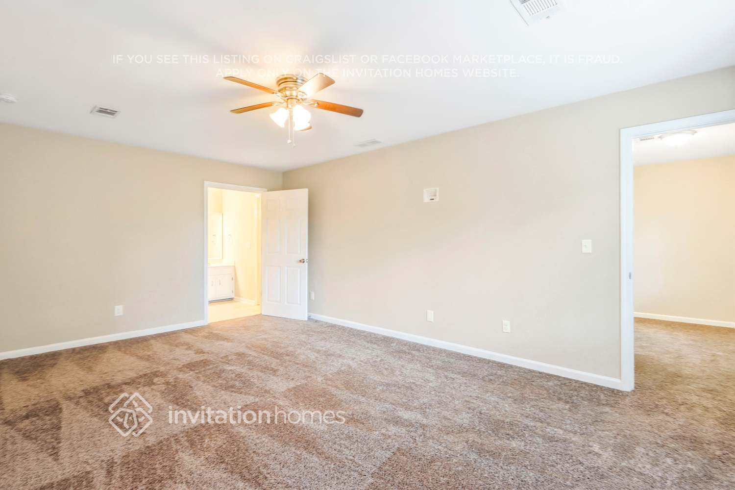 Building Photo - 677 Royal Abbey Dr