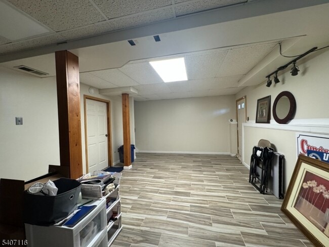 Building Photo - 174 Carson Ct