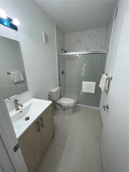 Building Photo - 254 NW 11th Ct