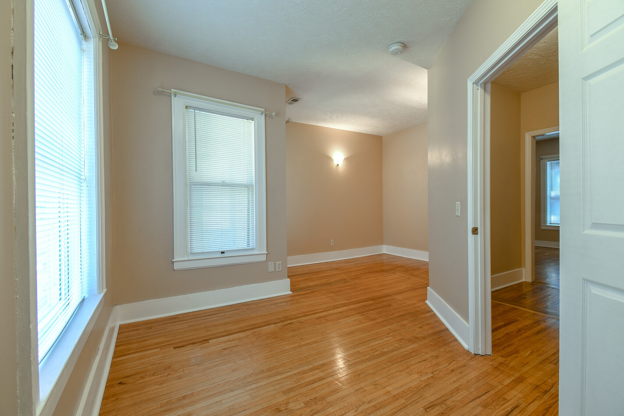 Building Photo - 1717 D St