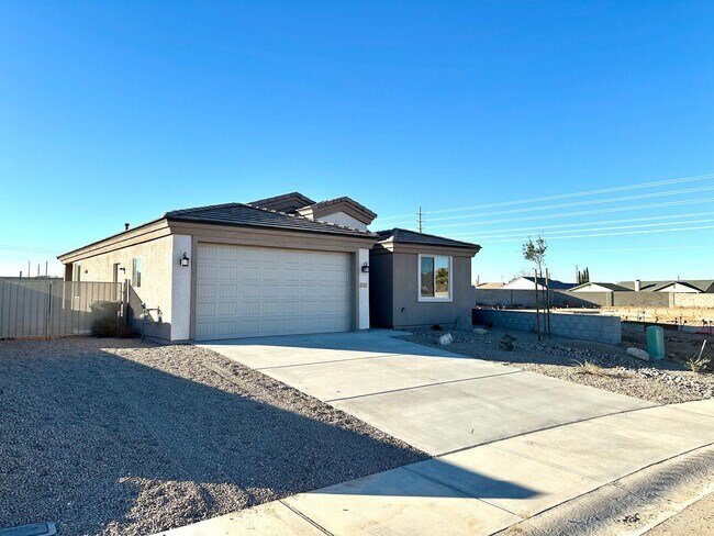 Building Photo - Come Check Out this Beautiful 2025 New Build!!!! *MOVE IN SPECIAL, $500 OFF OF THE FIRST MONTH RENT*