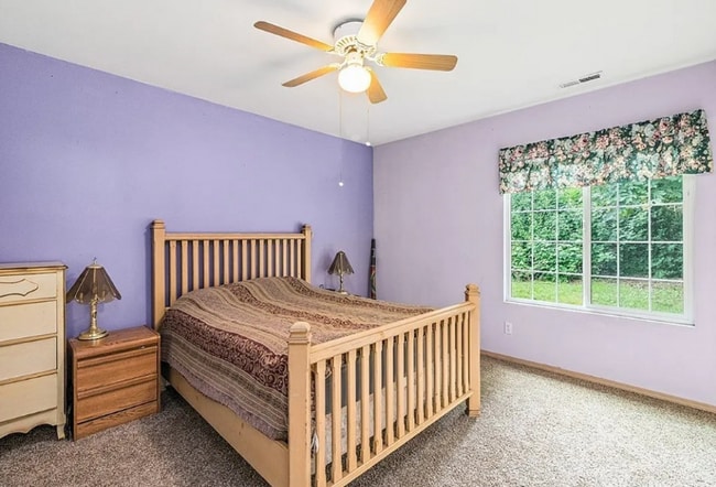 Building Photo - 6834 Troy Ln NE