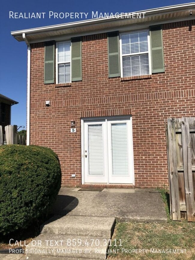 Building Photo - 3696 Arbor Dr
